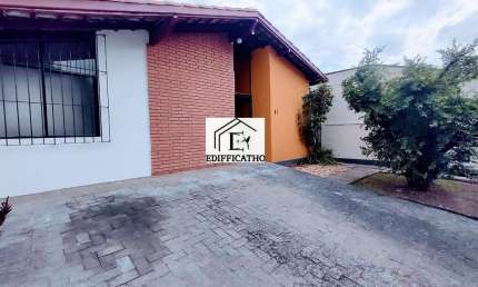 Casa para Locação em Pindamonhangaba, Alto do Cardoso, 3 dormitórios, 1 suíte, 1 banheiro, 2 vagas