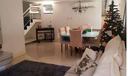 Triplex em São Francisco de 04 quartos, com ótimo preço, sendo 02 suítes e 03 vagas na garagem, próx a AABB.