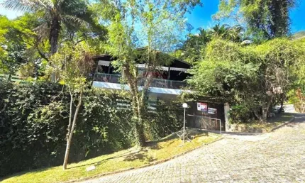 Casa em condomínio fechado com 4 quartos à venda no Cantagalo, Niterói 