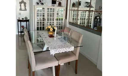 Excelente apartamento com 3 quartos e uma linda vista para a praia, em Charitas, Niterói.
