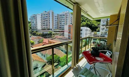 ÚNICO Apartamento 3 quartos no Ingá com Varanda e Lazer Completo