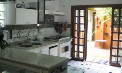 Casa com 3 quartos à venda na Rua Ibituruna, Saúde, São Paulo