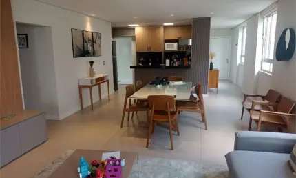 Apartamento com 3 quartos à venda em Bela Vista - SP