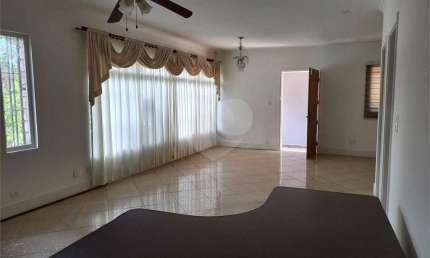 Casa com 3 quartos à venda ou para locação em Sumaré - SP