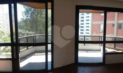 Apartamento com 4 quartos à venda em Real Parque - SP