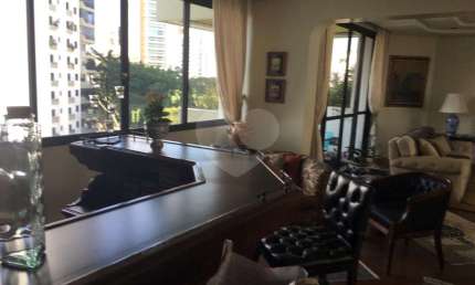Apartamento com 4 quartos à venda em Parque Colonial - SP