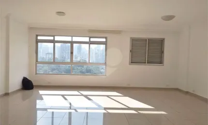 Apartamento com 3 quartos à venda em aclimação - sp