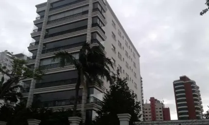 Apartamento com 4 quartos à venda ou para locação em Parque Colonial - SP