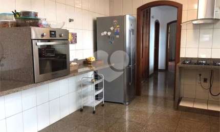 Casa com 4 quartos à venda na Rua Flor de Amarilis, Cidade Jardim, São Paulo