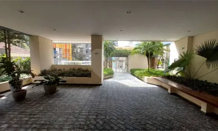 Apartamento com 3 quartos à venda em Vila Olímpia - SP