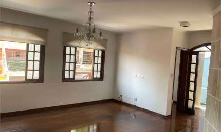 Sobrado com 3 quartos à venda em Lar São Paulo - SP