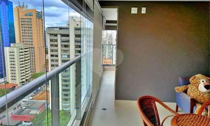 Apartamento com 3 quartos à venda em Indianópolis - SP