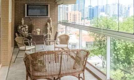 Apartamento com 2 quartos à venda ou para locação em Vila Nova Conceição - SP