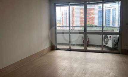 Apartamento com 4 quartos à venda em Vila Morse - SP