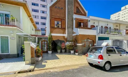 Casa em condomínio fechado com 4 quartos à venda na Avenida Lacerda Franco, Cambuci, São Paulo