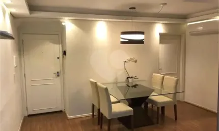Apartamento com 2 quartos à venda em Vila Olímpia - SP