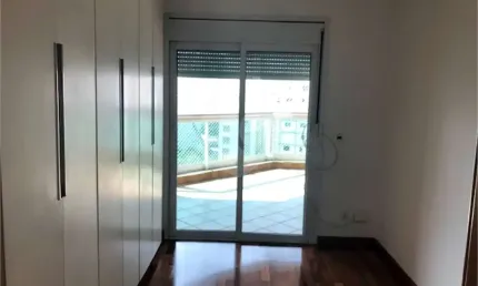 Apartamento com 3 quartos à venda em Vila Mariana - SP