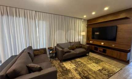 Apartamento com 3 quartos à venda em Vila Anastácio - SP