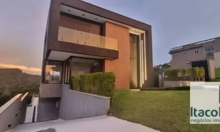 Casa em condomínio fechado com 4 quartos à venda na Alameda das Quaresmeiras, Alphaville, Santana de Parnaíba