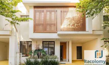 Casa no litoral à venda no Condomínio Cambury Residence II
