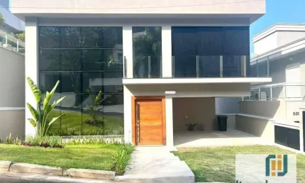 Linda Casa mobiliada ou não Para Locação no Alphasitio