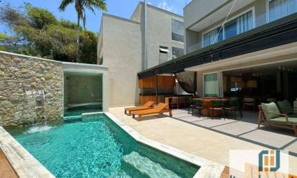 Casa de alto padrão no Litoral - Venda - 300 m² - Juquehy - São Sebastião - SP