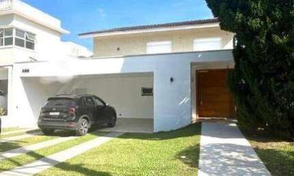 Casa para venda e locação no Residencial Alphaville 06