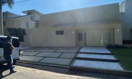 Casa mobiliada à venda no Residencial Marina Guarujá