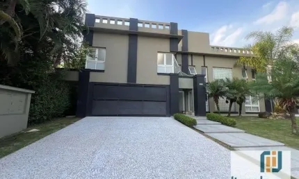 Casa mobiliada para locação no Condomínio Alphaville 02