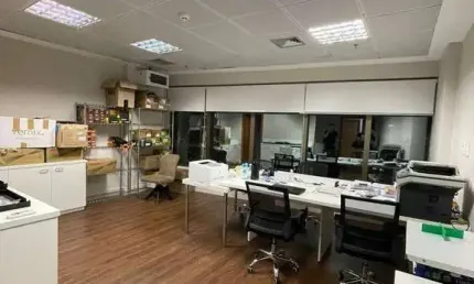 Sala comercial semi-mobiliada à venda no medic life