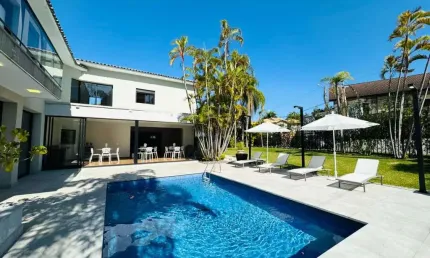 Casa em condomínio fechado com 4 quartos à venda na Alameda das Rosas, Alphaville, Santana de Parnaíba