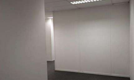 Sala Comercial para Venda com Renda no Centro Administrativo Rio Negro