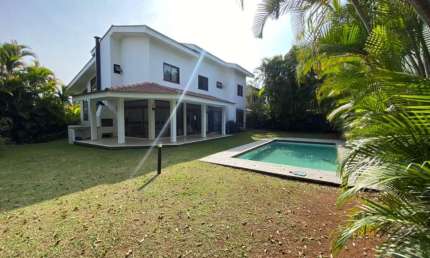Casa mobiliada linda para venda Residencial Alphaville 2