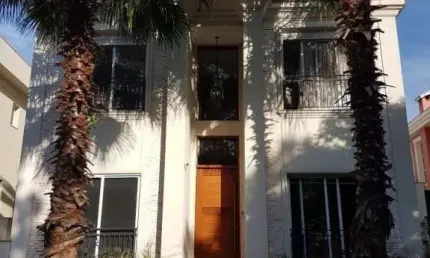 Casa maravilhosa à venda no 18 do Forte - Alphaville