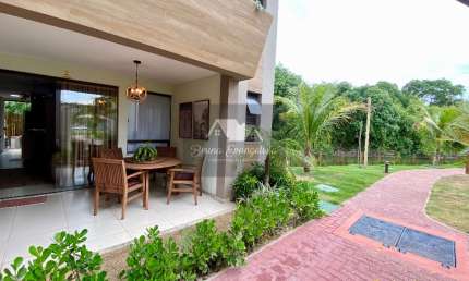 Casa com 2 suítes, lavabo, mobiliada e decorada, varanda, 1 vaga, em Itacimirim