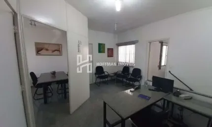 Casa com 3 Quartos, 1 Suíte, 5 Vagas à venda - Centro
