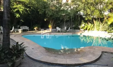 Sobrado com 4 suítes 4 banheiros 4 vagas a venda no centro de scs