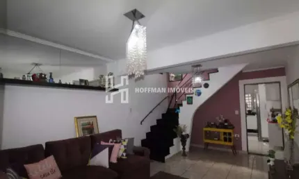 Sobrado com 4 Quartos, 2 Banheiros, 1 Vaga à venda - Centro