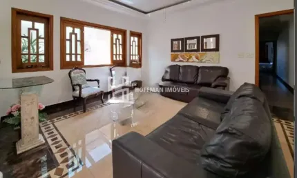Sobrado com 3 Quartos, 3 Suítes, 4 Vagas à venda - Barcelona