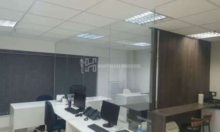 Sala comercial com copa, banheiro e 01 vaga no centro de São Caetano do Sul - SP