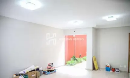 Sobrado alto padrão no santa maria, ótima localização.