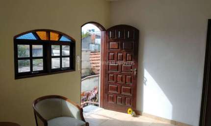 Casa com salão superior para locação na Vila California, com 90m².