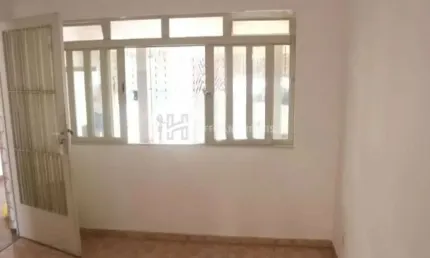 Casa térrea à venda - 02 dormitórios e 02 vagas - Bairro Mauá, São Caetano do Sul