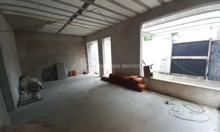 Casa com 3 Quartos, 1 Suíte, 4 Vagas à venda - Olímpico