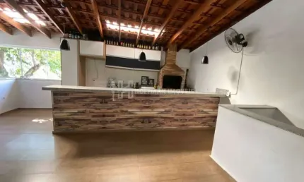 Sobrado com 3 dormitórios 1 suíte e 1 vaga com área gourmet a venda no cerâmica em scs