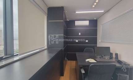 Sala Comercial com Banheiro e 01 vaga à venda no Centro de São Caetano do Sul - SP