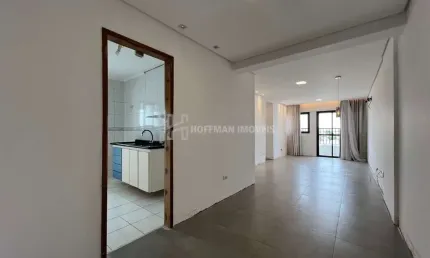 Apartamento à venda com 02 dormitórios e 02 vagas no Bairro Osvaldo Cruz