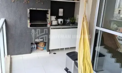 Apartamento com 02 dormitórios, 01 suíte, lavabo, 02 vagas à venda em condomínio com lazer completo!