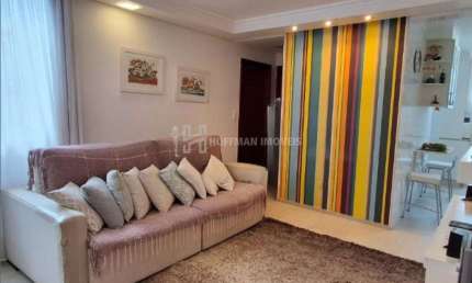 Imóvel à venda com 2 quartos, sala, cozinha, 1 banheiro e 1 vaga de garagem