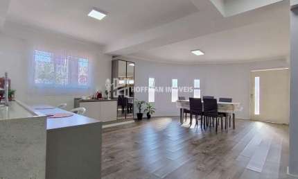CASA PARA ALUGAR COM 3 QUARTOS, 8 VAGAS DE GARAGEM, PISCINA, CHURRASQUEIRA 230M² DE ÁREA CONSTRUÍDA